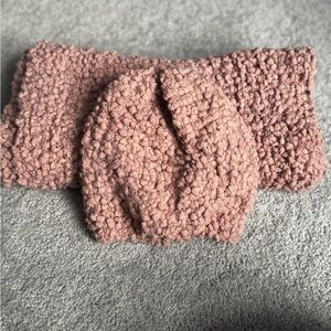 Brand New Cozy Pink Knit Scarf and Hat Set